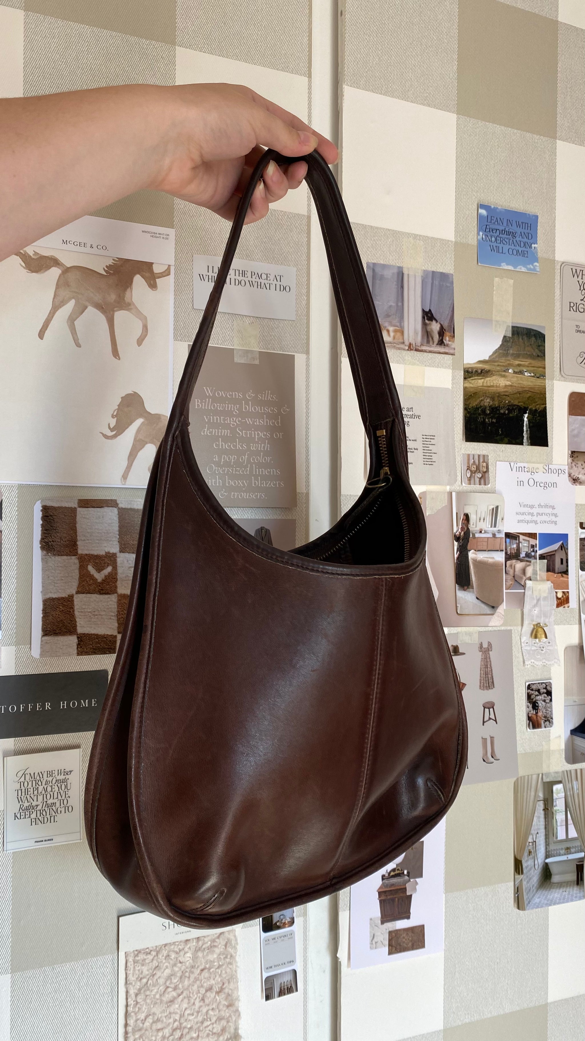 Vintage store Coach Leather Hobo Bag